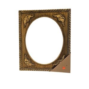 Vintage Gold Ornate Oval Opening Wood Picture Frame 8x10 Made in Taiwan M-33